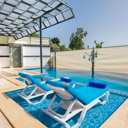 Islamlar Village 2 Bedroom 8421